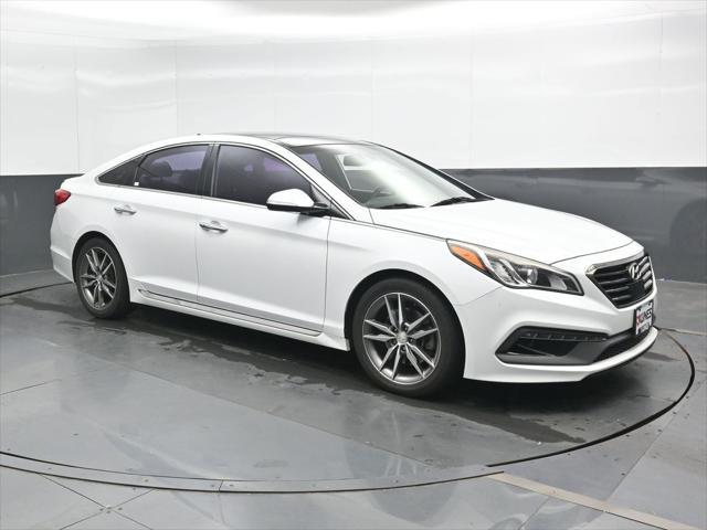 2015 Hyundai Sonata - $10,971