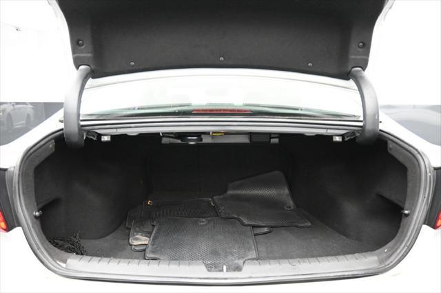 2015 Hyundai Sonata - $10,971