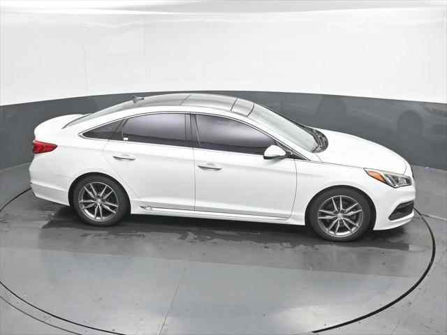 2015 Hyundai Sonata - $10,971