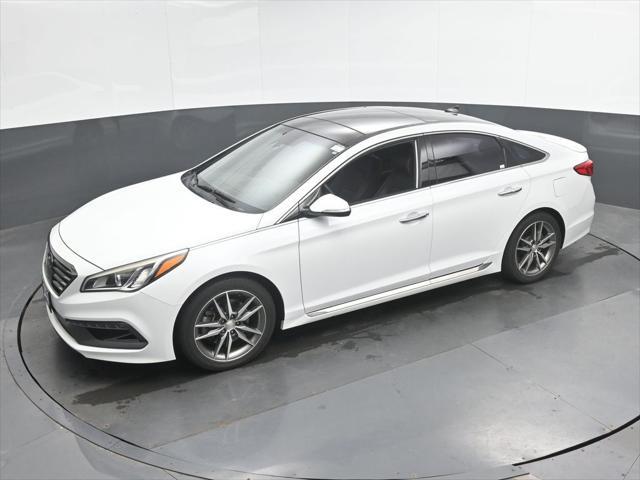 2015 Hyundai Sonata - $10,971