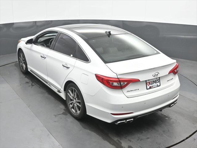 2015 Hyundai Sonata - $10,971