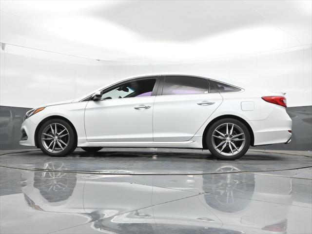 2015 Hyundai Sonata - $10,971