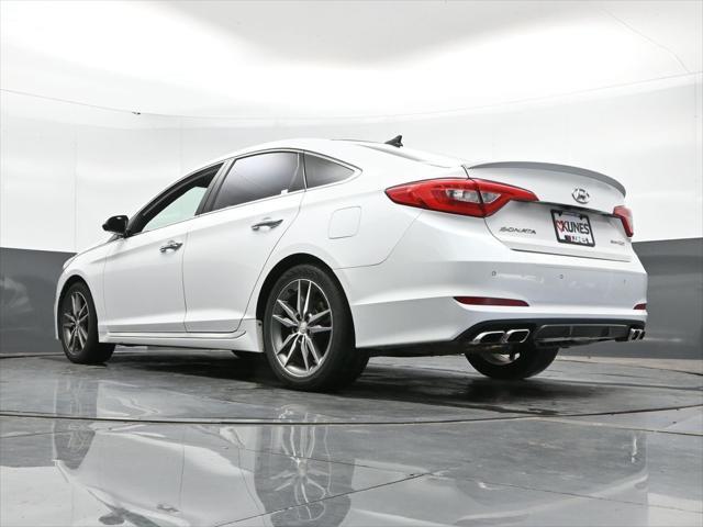 2015 Hyundai Sonata - $10,971