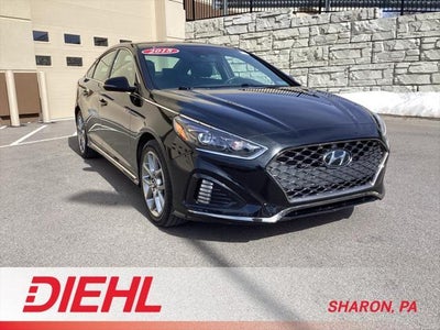 2018 Hyundai Sonata Limited 2.0T 4DR Sedan