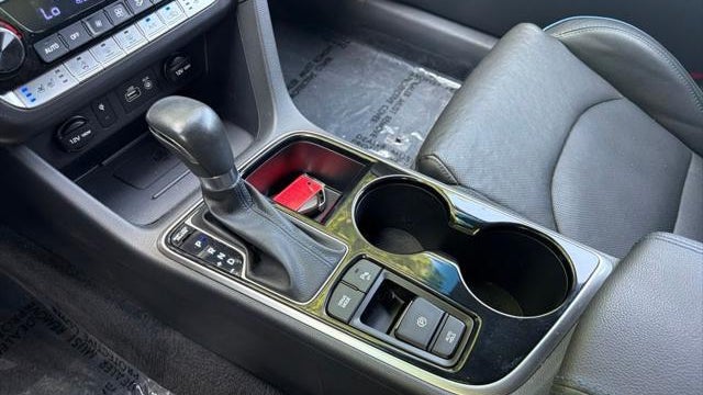 2018 Hyundai SONATA Limited 2.0T+