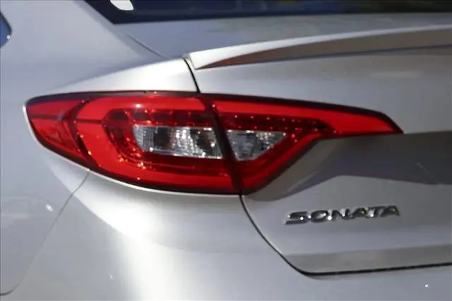 2015 Hyundai Sonata - $11,498