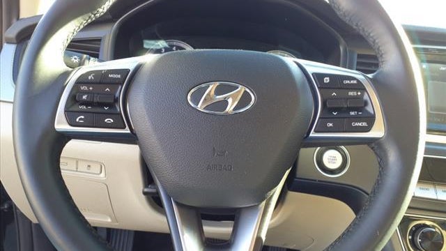 2018 Hyundai SONATA SEL