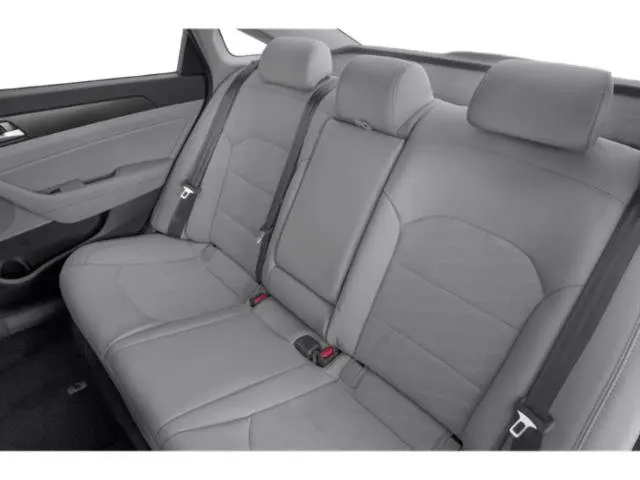 2015 Hyundai Sonata - $11,890