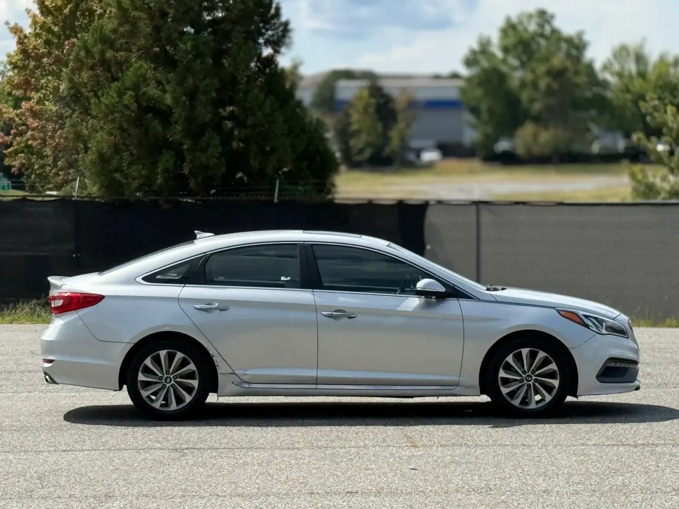 2016 Hyundai Sonata - $950