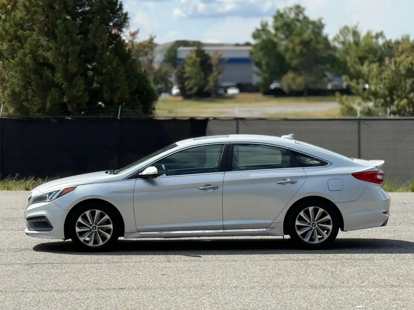 2016 Hyundai Sonata - $950