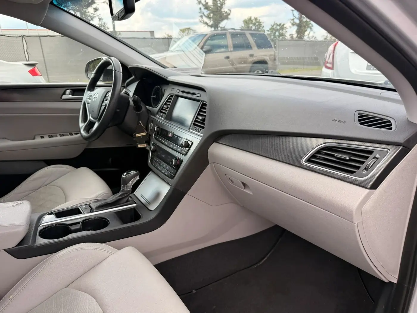 2016 Hyundai Sonata - $950