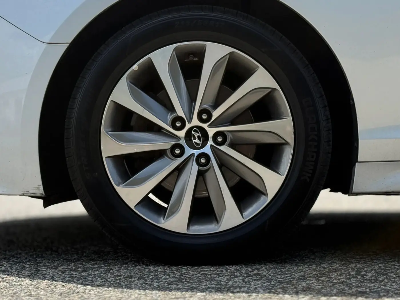2016 Hyundai Sonata - $950