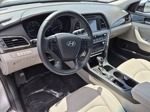 2016 Hyundai Sonata - $8,900
