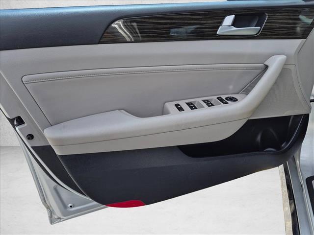2016 Hyundai Sonata - $8,900