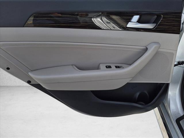 2016 Hyundai Sonata - $8,900