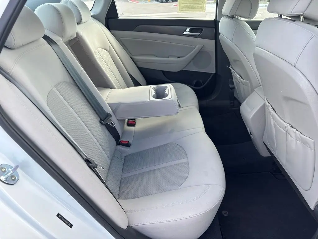 2017 Hyundai Sonata - $13,363