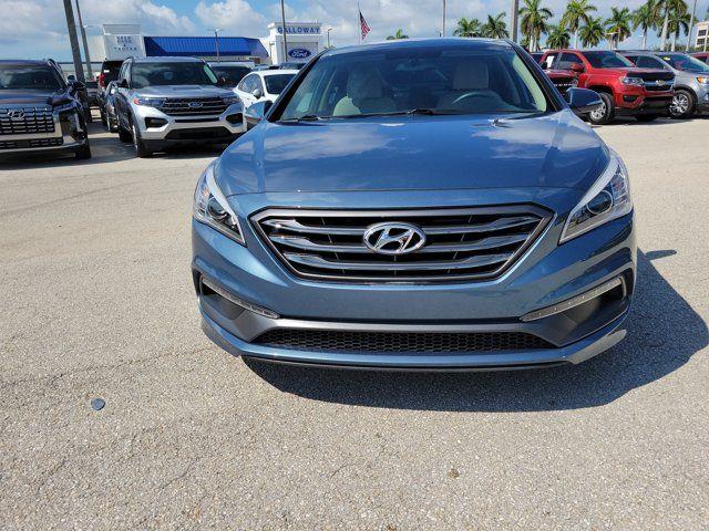 2016 Hyundai Sonata - $12,789