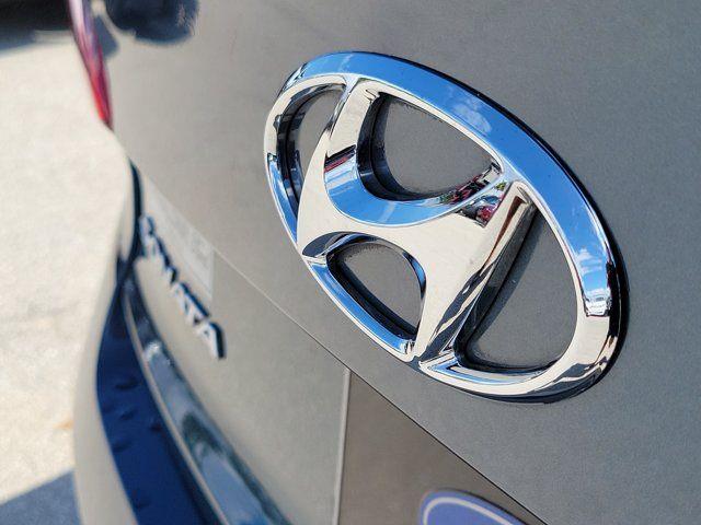 2016 Hyundai Sonata - $12,789