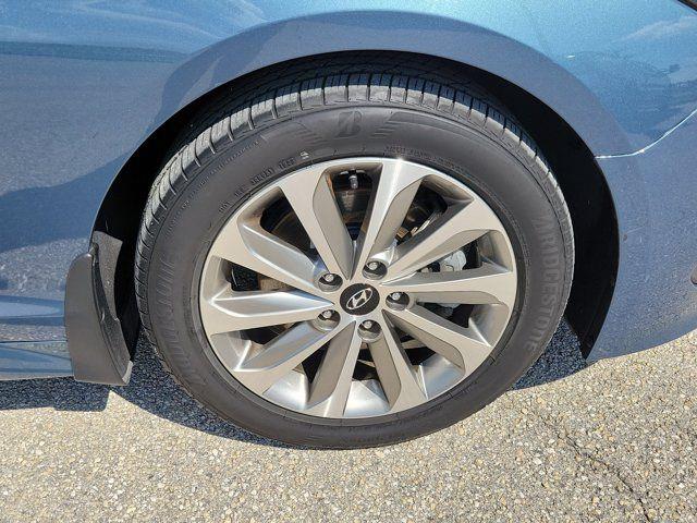 2016 Hyundai Sonata - $12,789