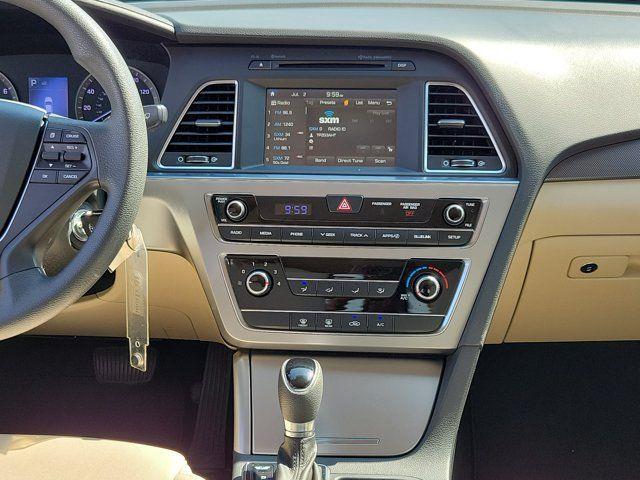 2016 Hyundai Sonata - $12,789