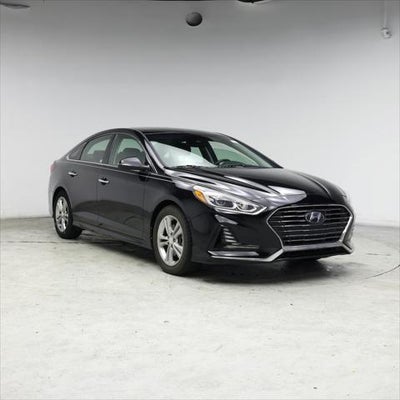 Photo of a 2018 Hyundai Sonata Limited 4DR Sedan (midyear Release) for sale