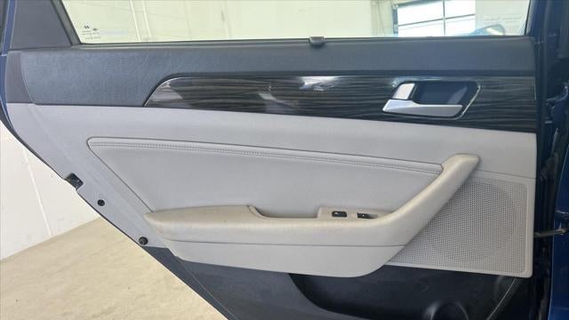 2016 Hyundai SONATA Limited