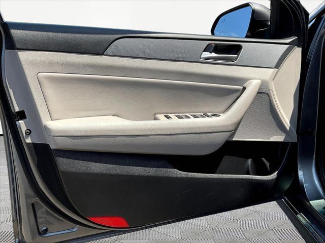 2018 Hyundai Sonata - $15,892