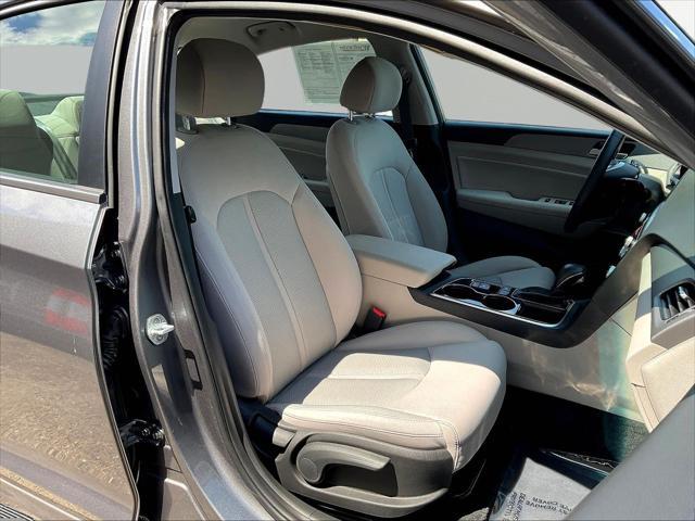 2018 Hyundai Sonata - $15,892