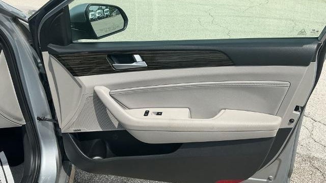 2017 Hyundai SONATA Limited