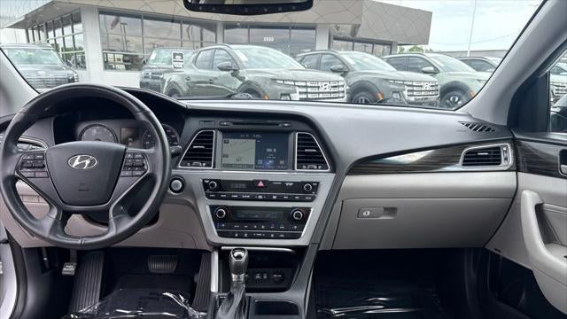 2016 Hyundai SONATA Limited