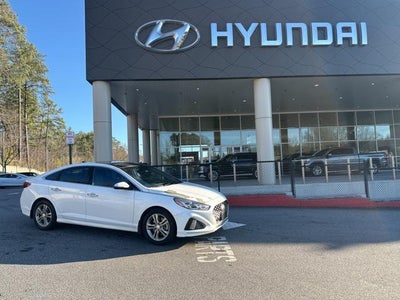 Photo of a 2019 Hyundai Sonata Limited 4DR Sedan for sale