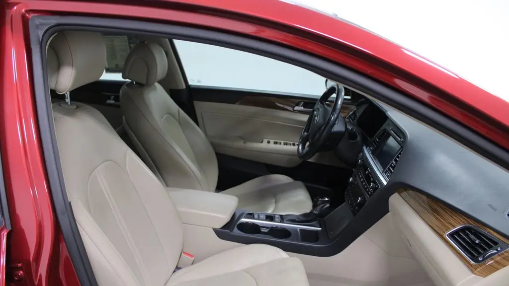 2015 Hyundai SONATA Sport