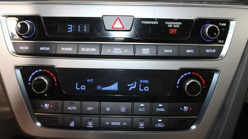 2015 Hyundai SONATA Sport