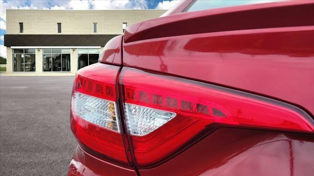 2017 Hyundai SONATA Limited