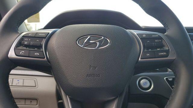 2018 Hyundai SONATA SEL