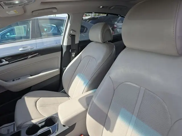 2015 Hyundai Sonata - $10,590