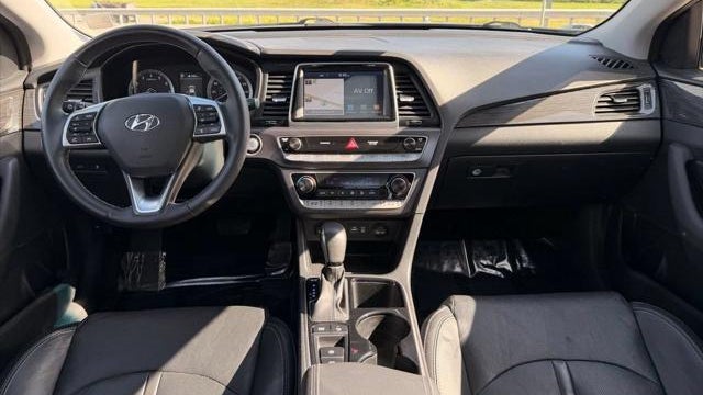2018 Hyundai SONATA Limited