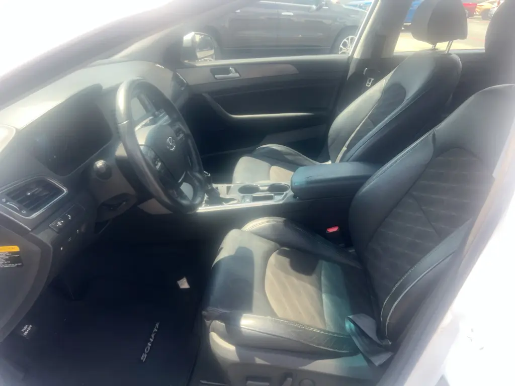 2015 Hyundai Sonata - $9,780