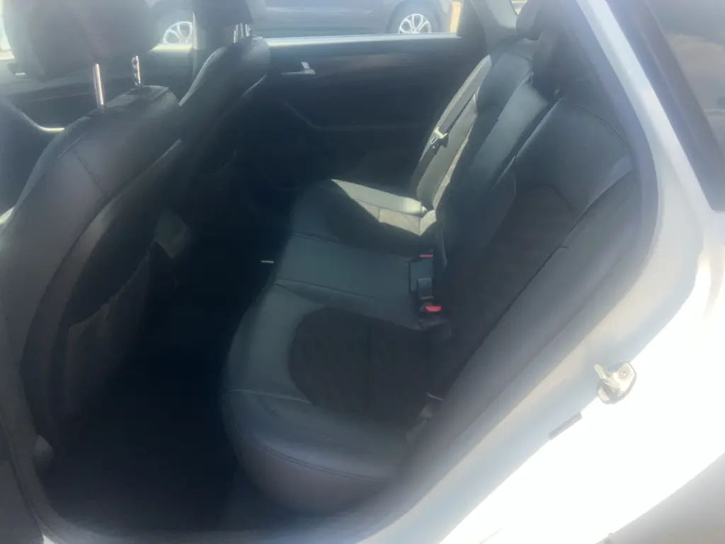2015 Hyundai Sonata - $9,780