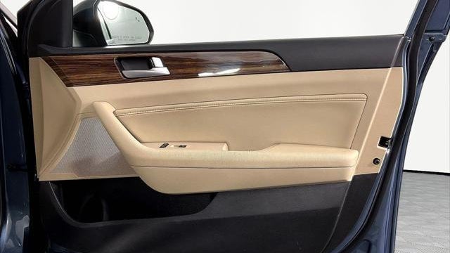 2017 Hyundai SONATA Limited