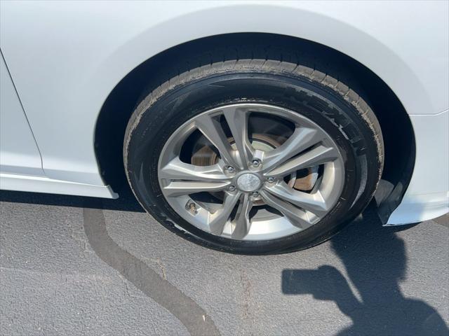 2019 Hyundai Sonata - $14,200