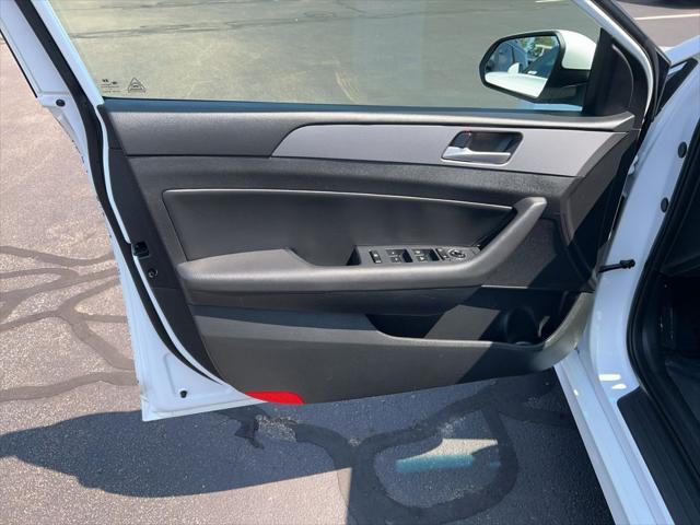 2019 Hyundai Sonata - $14,200