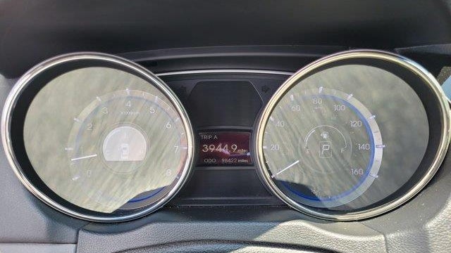 2013 Hyundai SONATA GLS