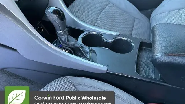 2012 Hyundai SONATA GLS