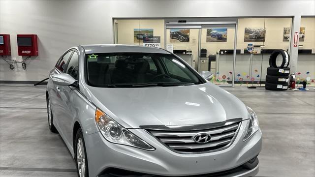 2014 Hyundai SONATA GLS