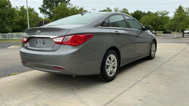 2012 Hyundai SONATA GLS