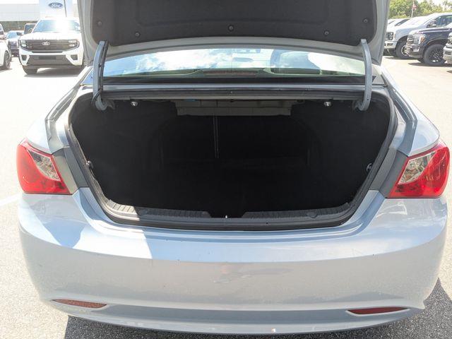 2013 Hyundai Sonata - $8,322