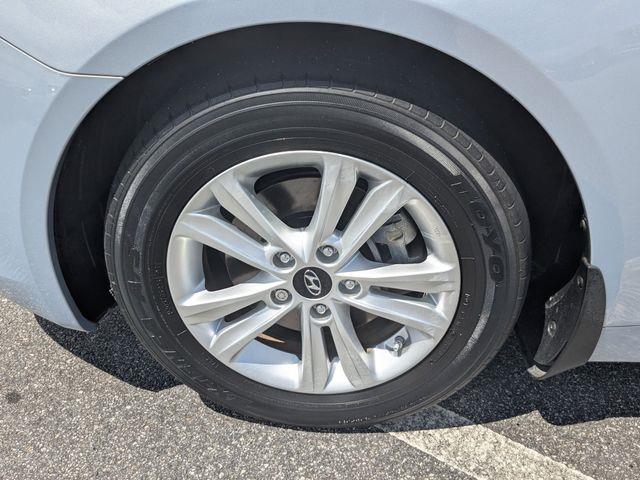 2013 Hyundai Sonata - $8,322