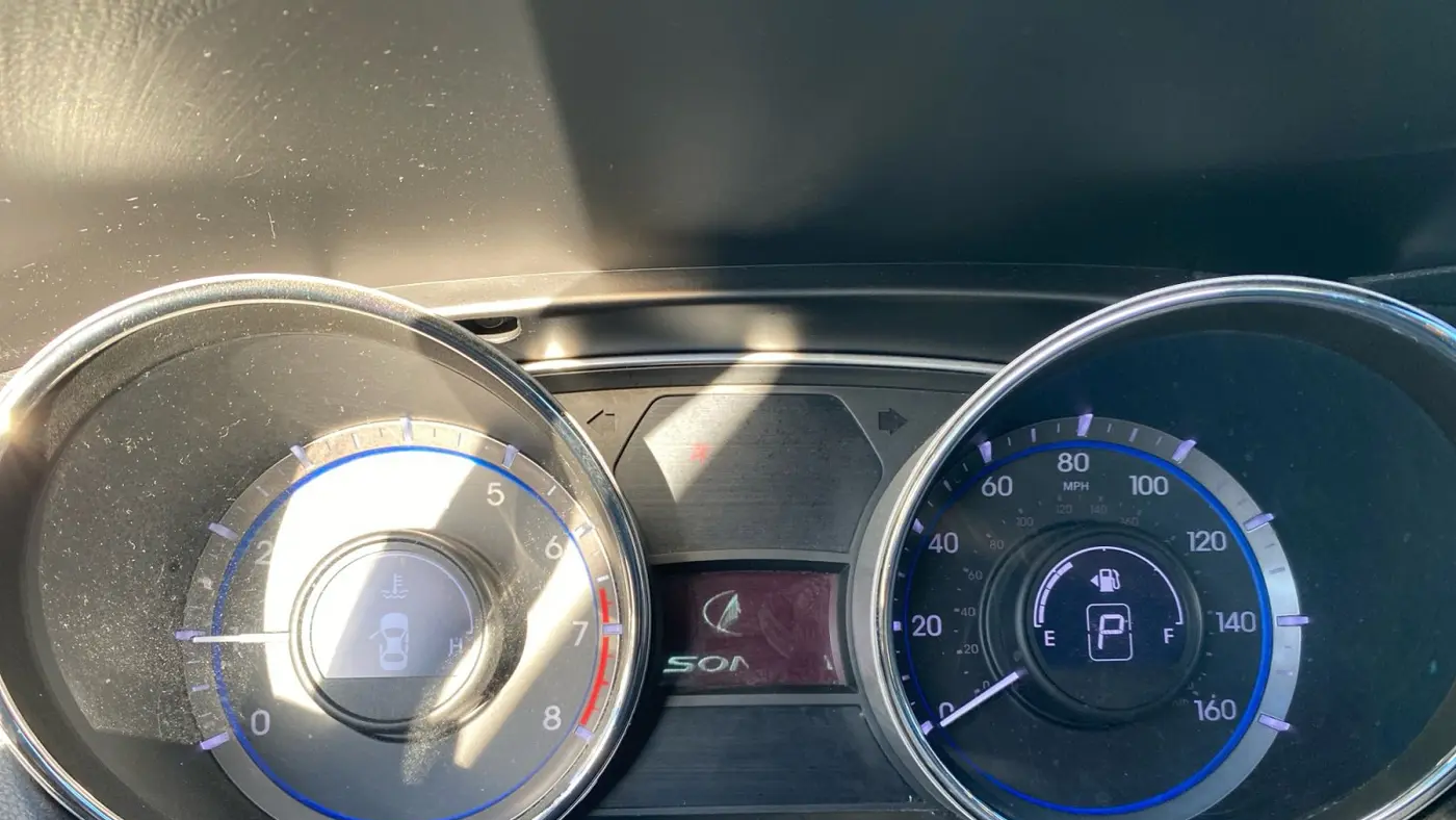 2013 Hyundai SONATA GLS
