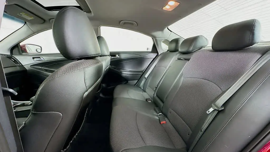 2011 Hyundai SONATA SE 2.0T